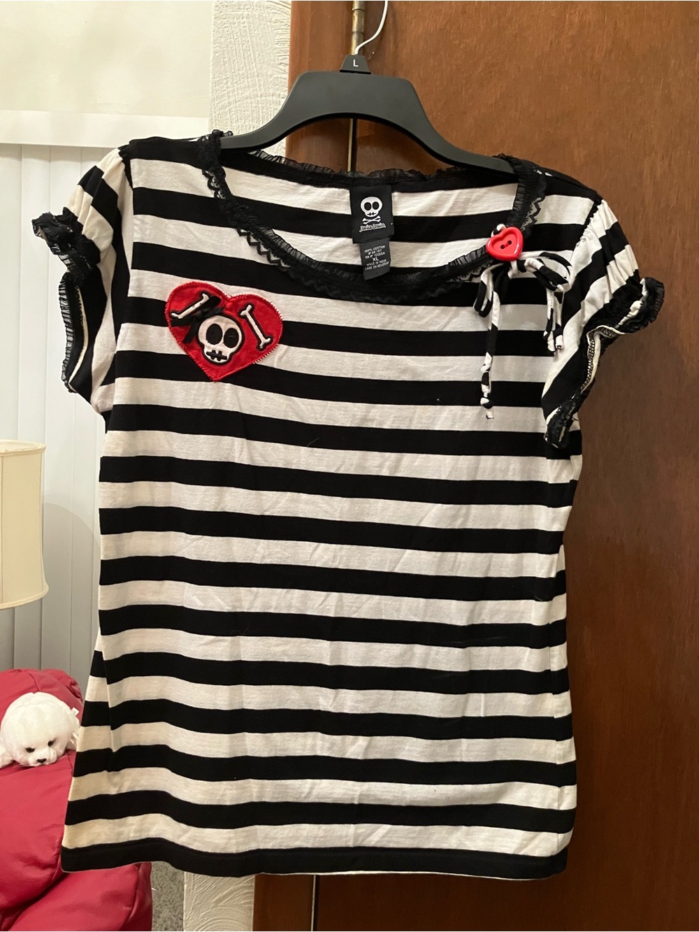 Jessica Louise black & white striped skull t-shirt